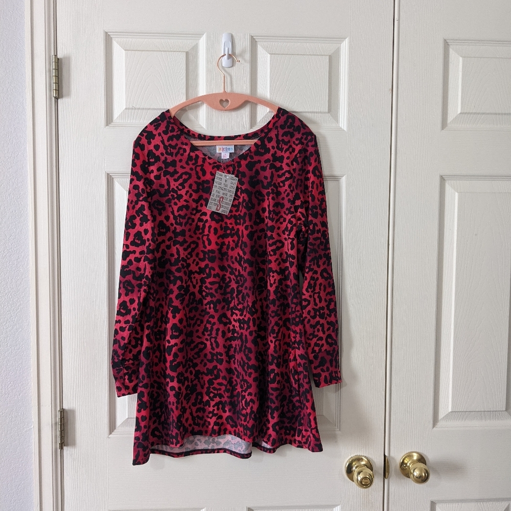 LuLaRoe Elizabeth Tunic